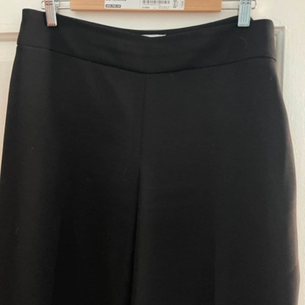 H&M Classy black cropped wide legged pants almost new